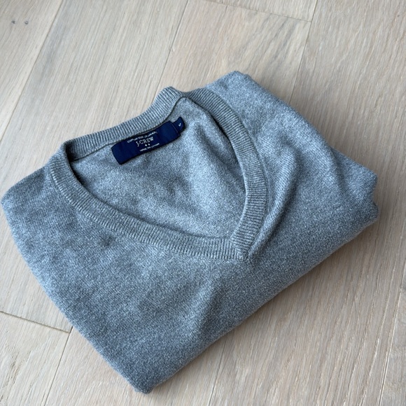 J. Crew Cashmere Vneck Sweater in Grey - Picture 7 of 7